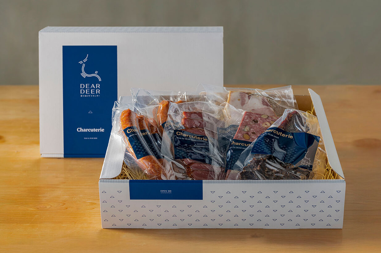 「Charcuterie by DEAR DEER」